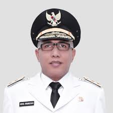 Ir. H. Nova Iriansyah, M.T
