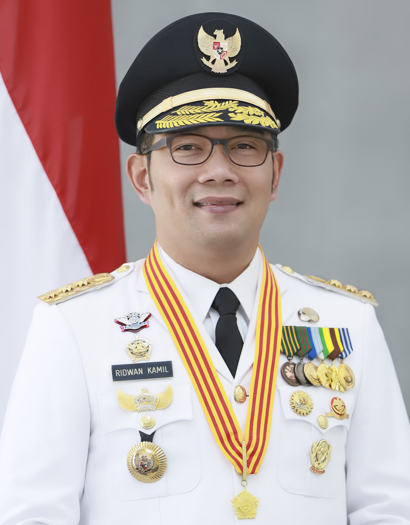 Dr. H. Mochamad Ridwan Kamil, S.T., M.U.D.